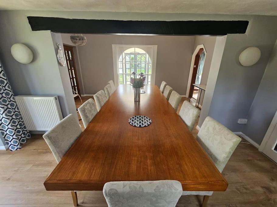 English Farmhouse Cottage Guildford Bagian luar foto
