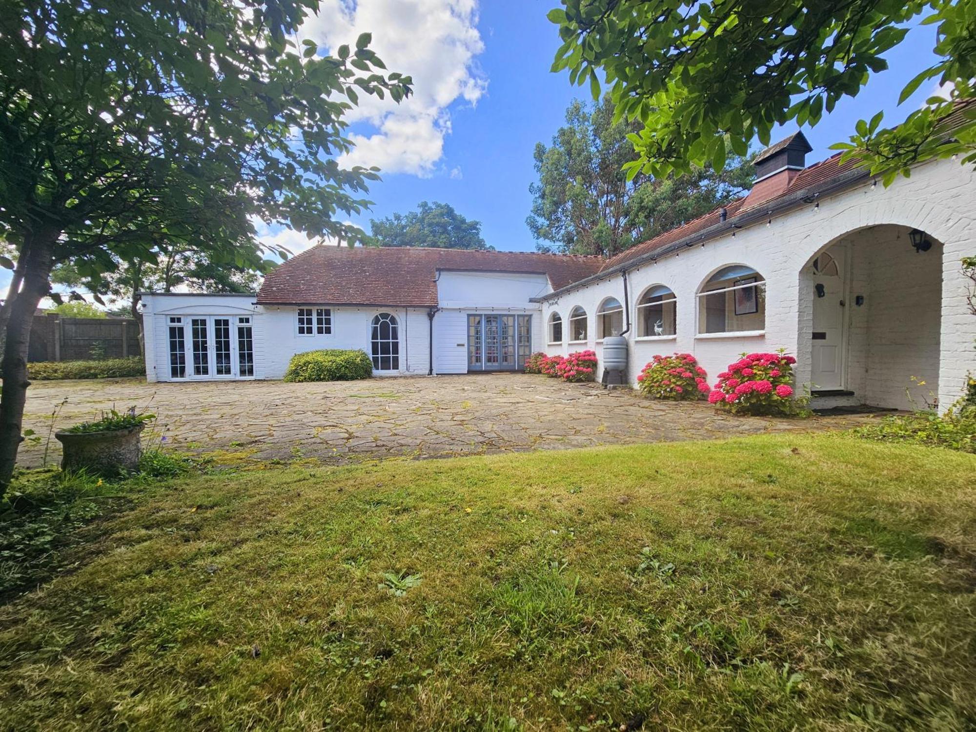 English Farmhouse Cottage Guildford Bagian luar foto