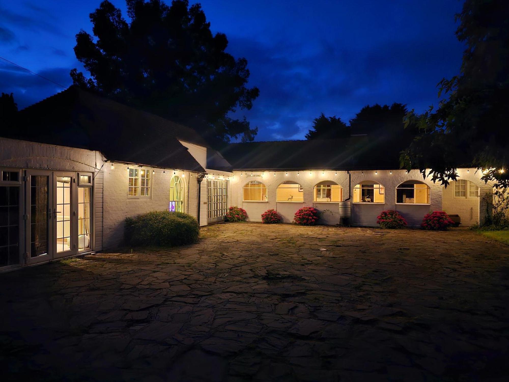 English Farmhouse Cottage Guildford Bagian luar foto